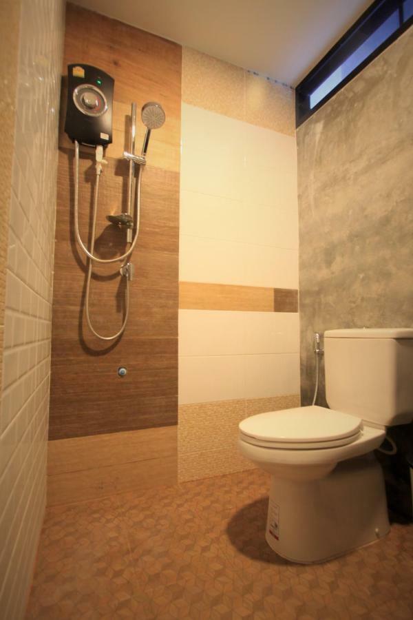 The Nichehome Waterside Living Chiang Mai Extérieur photo