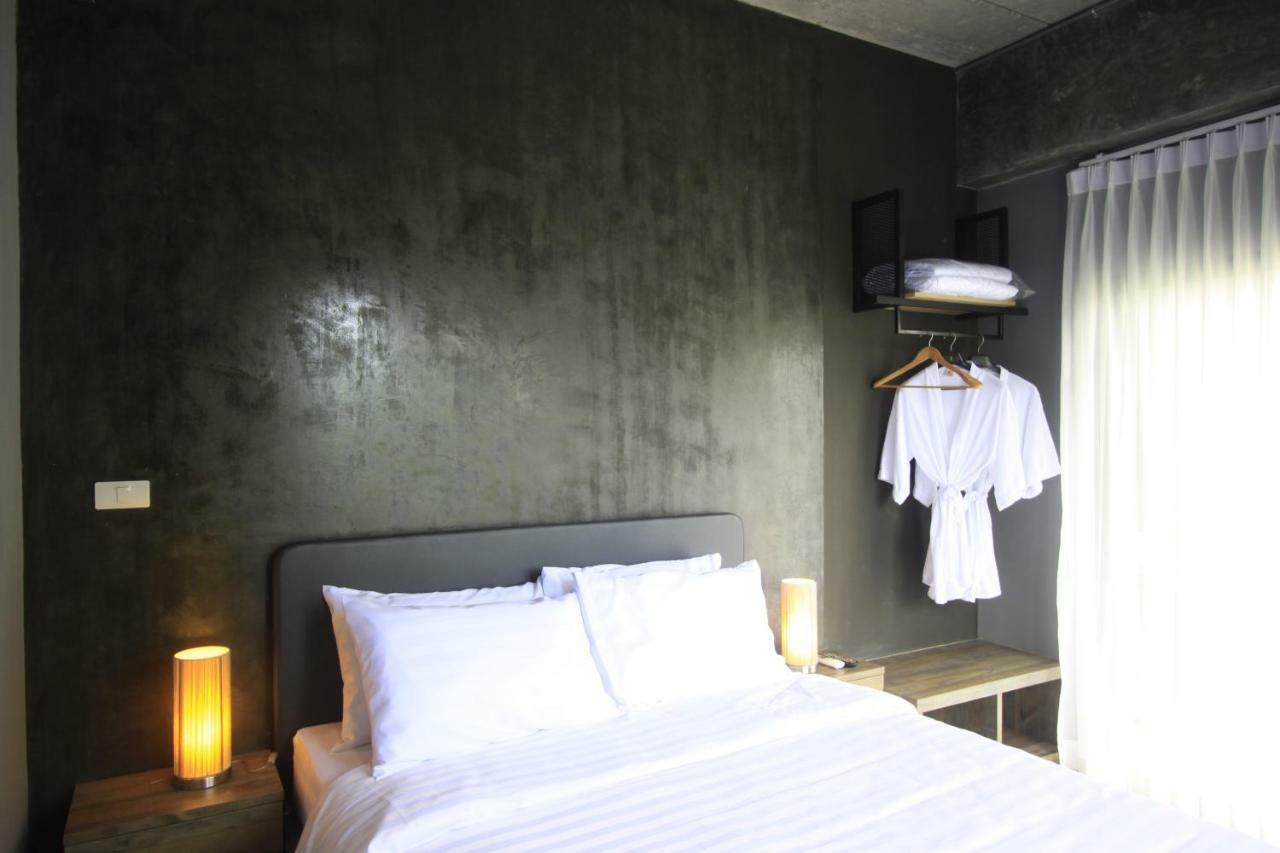 The Nichehome Waterside Living Chiang Mai Extérieur photo