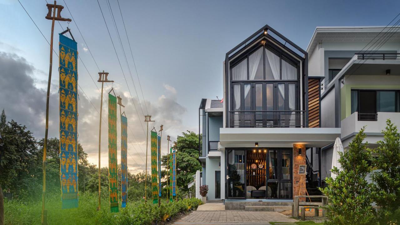 The Nichehome Waterside Living Chiang Mai Extérieur photo